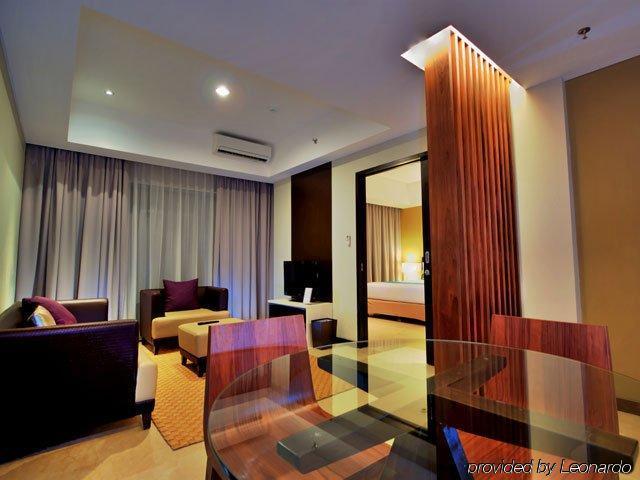 Soll Marina Hotel & Conference Center Bangka Пангкал-Пінанг Екстер'єр фото
