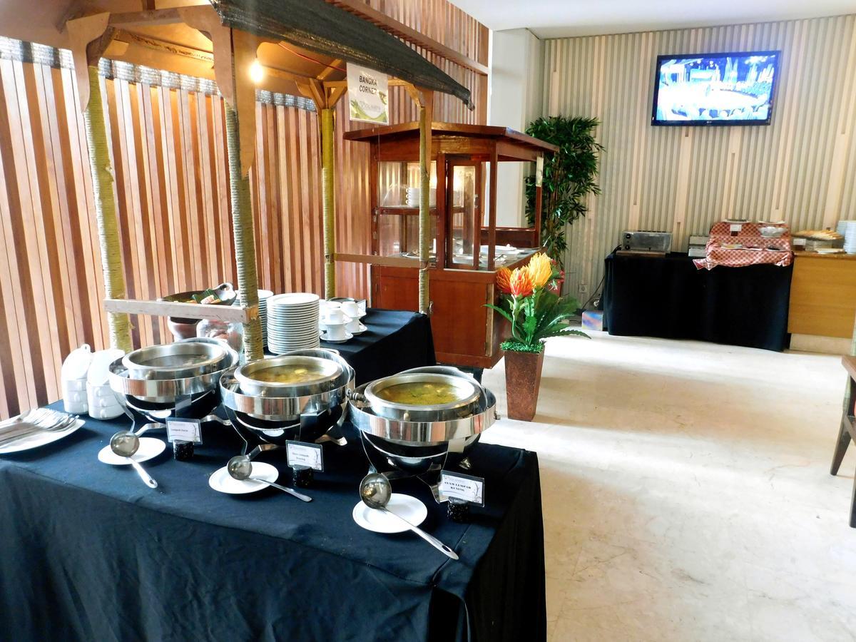Soll Marina Hotel & Conference Center Bangka Пангкал-Пінанг Екстер'єр фото